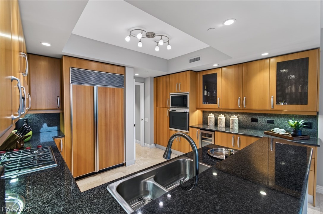 2747 Paradise Road 1603 Las Vegas NV 89109