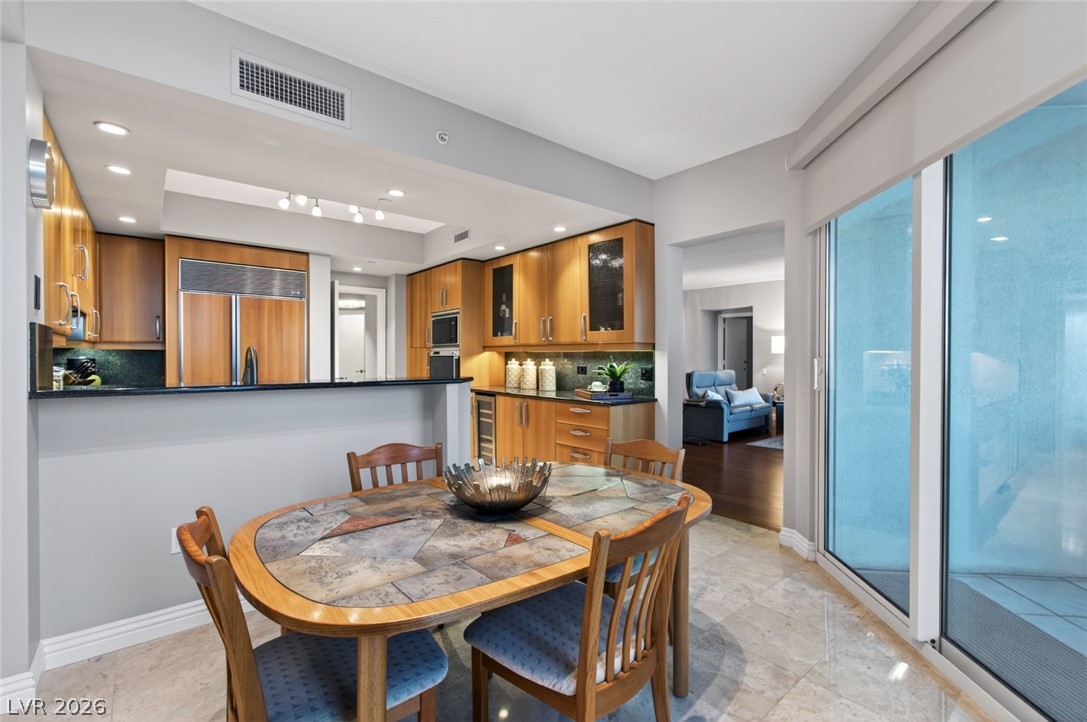 2747 Paradise Road 1603 Las Vegas NV 89109