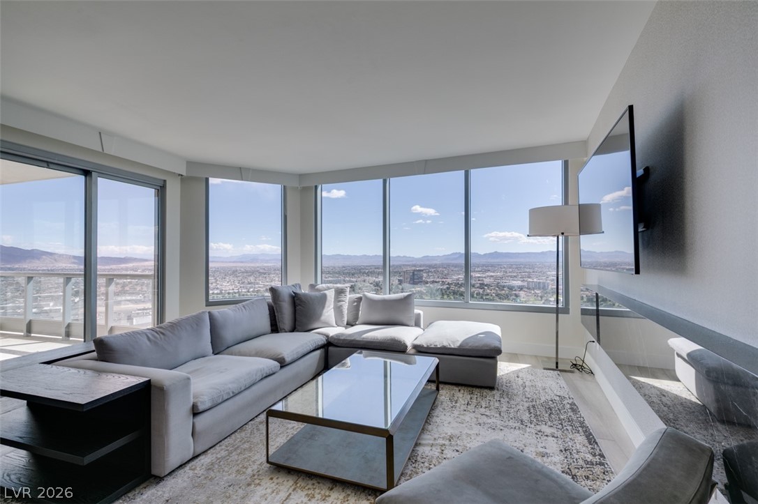 322 Karen Avenue 3902 Las Vegas NV 89109