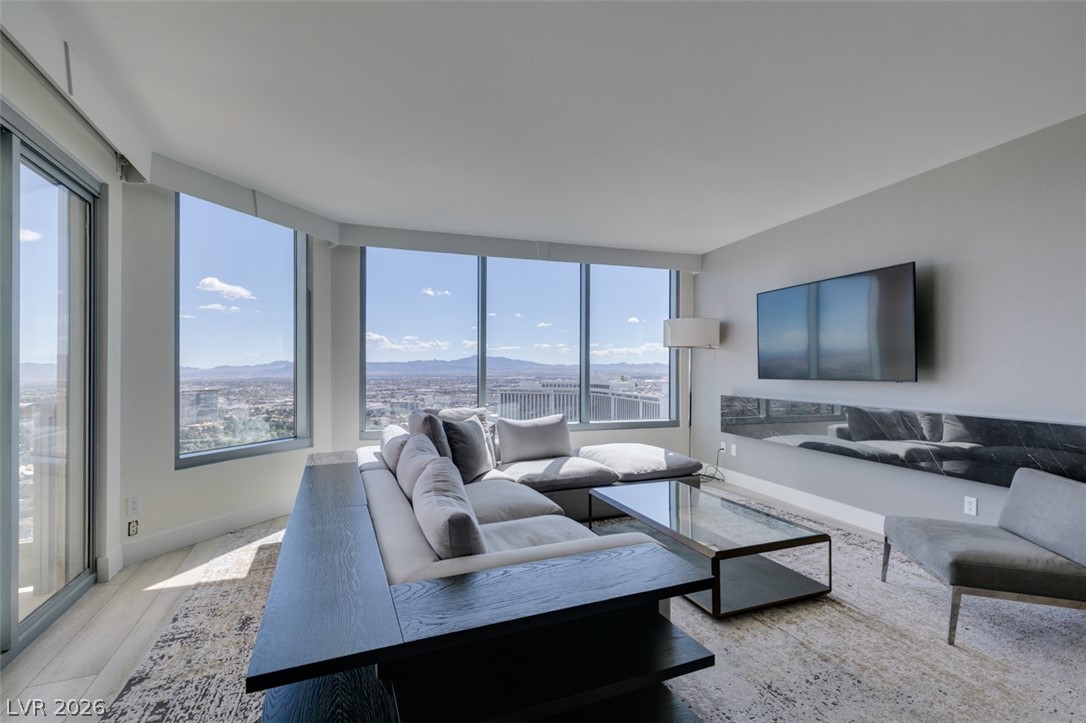 322 Karen Avenue 3902 Las Vegas NV 89109