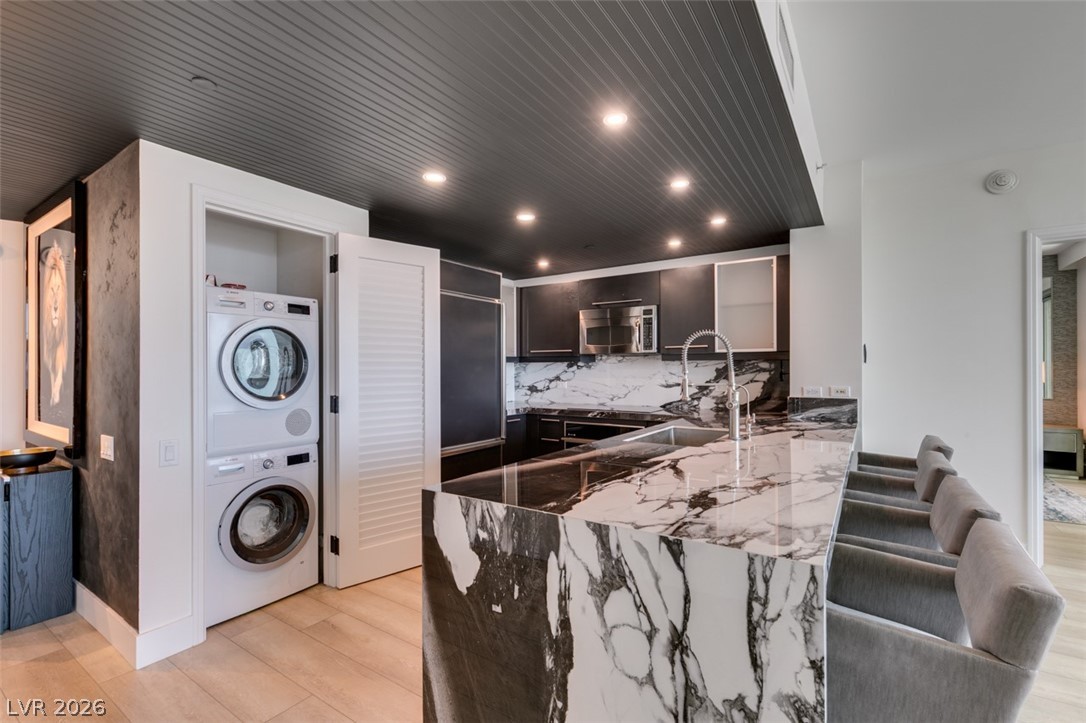 322 Karen Avenue 3902 Las Vegas NV 89109