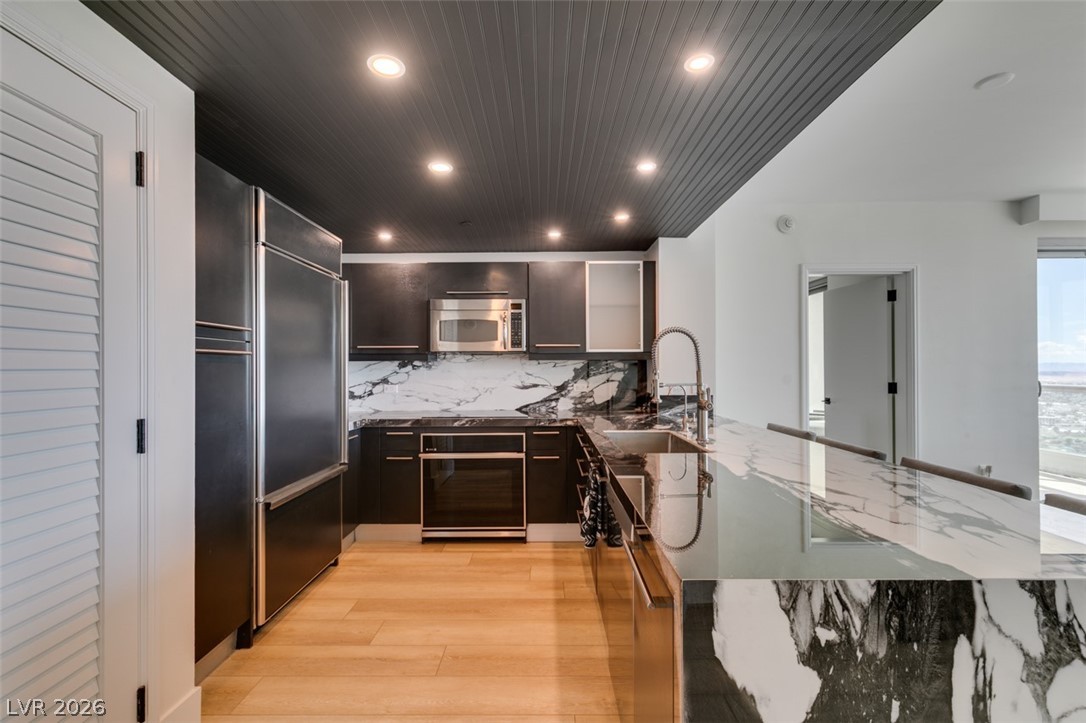 322 Karen Avenue 3902 Las Vegas NV 89109