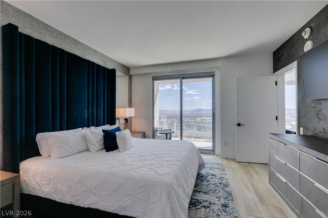322 Karen Avenue 3902 Las Vegas NV 89109