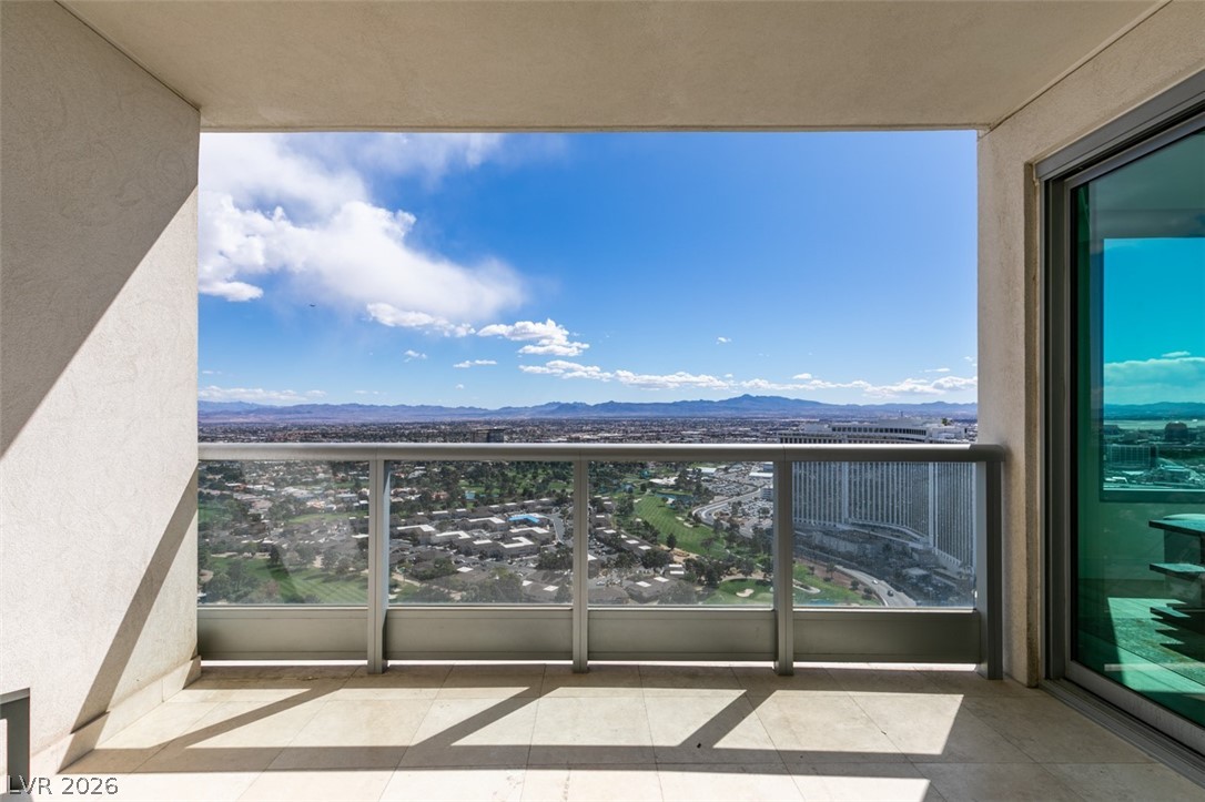 322 Karen Avenue 3902 Las Vegas NV 89109