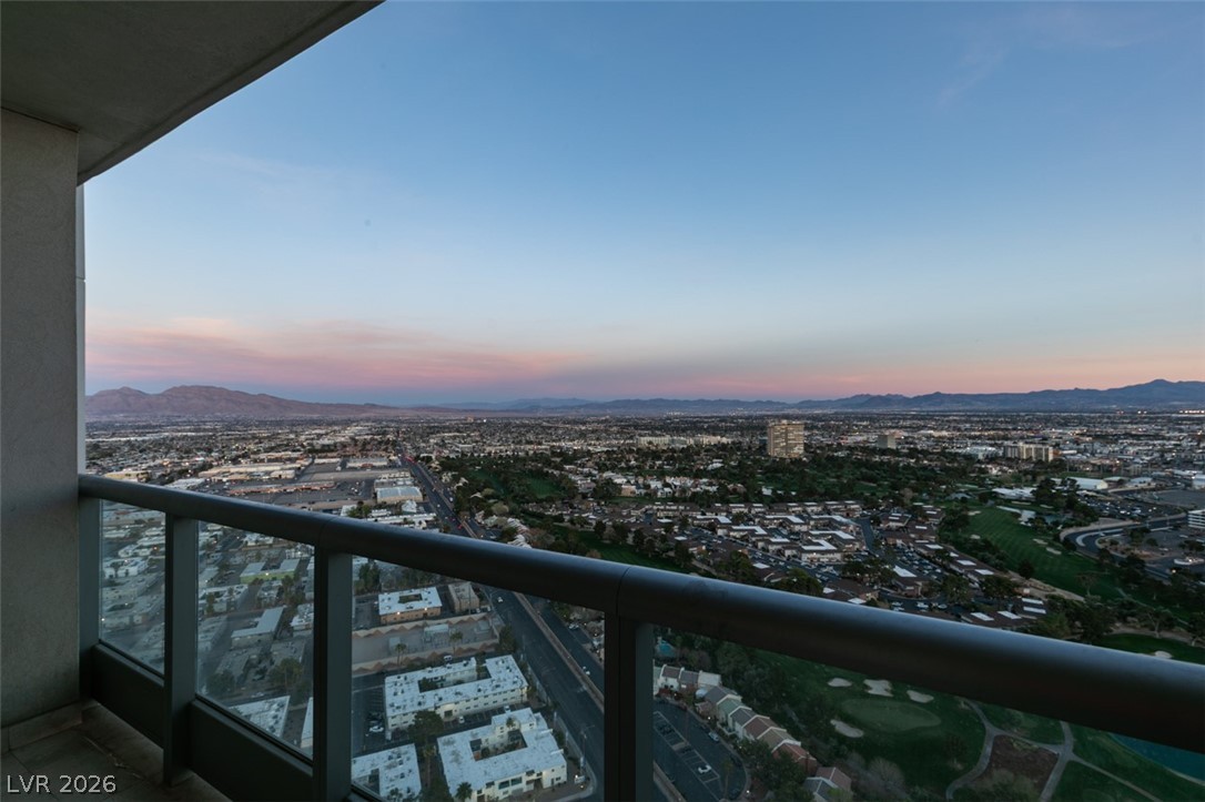 322 Karen Avenue 3902 Las Vegas NV 89109