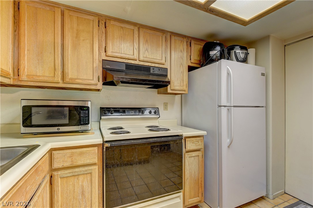 9070 Spring Mountain Road 113 Las Vegas NV 89117