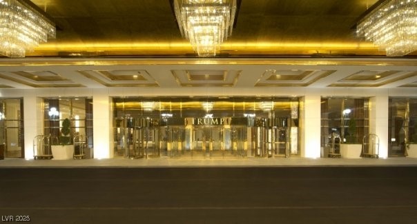2000 North Fashion Show Drive 1623 Las Vegas NV 89109