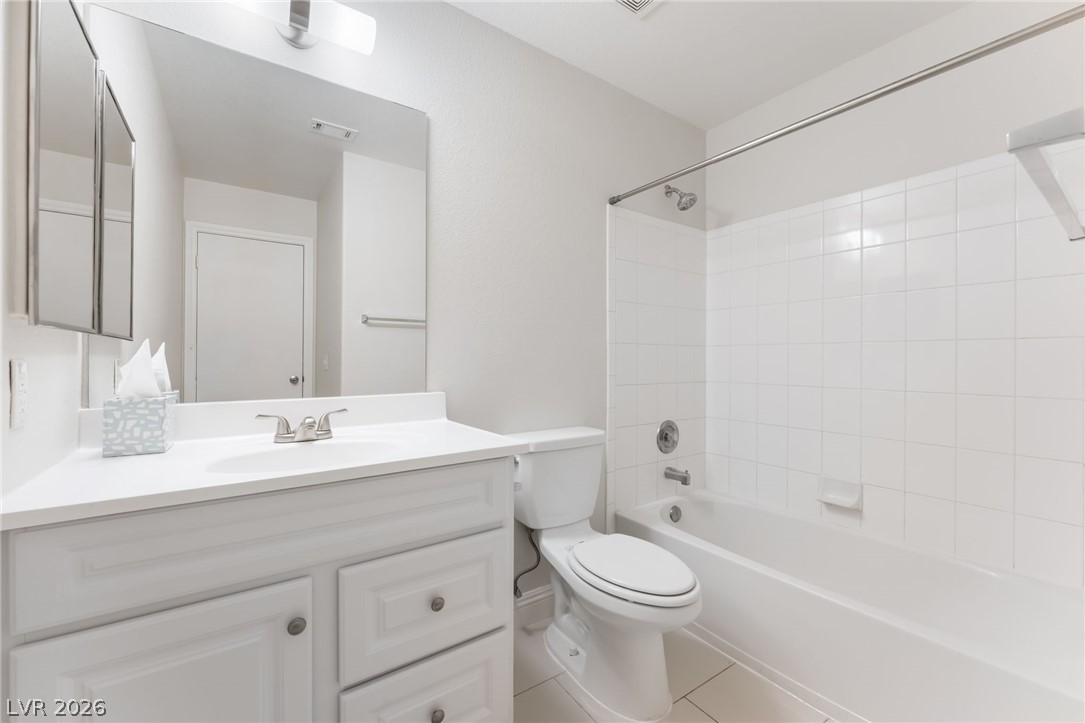 2052 Gravel Hill Street 201 Las Vegas NV 89117