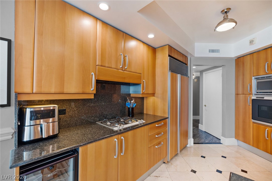 2747 Paradise Road 1004 Las Vegas NV 89109