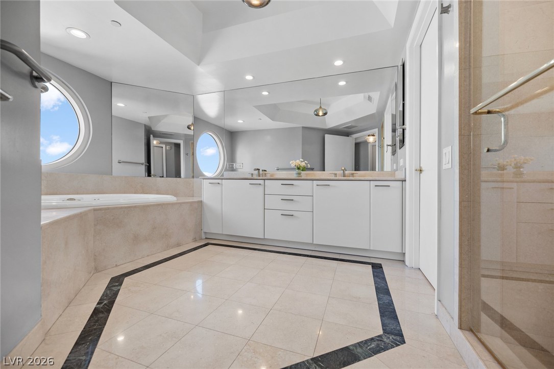 2747 Paradise Road 1004 Las Vegas NV 89109