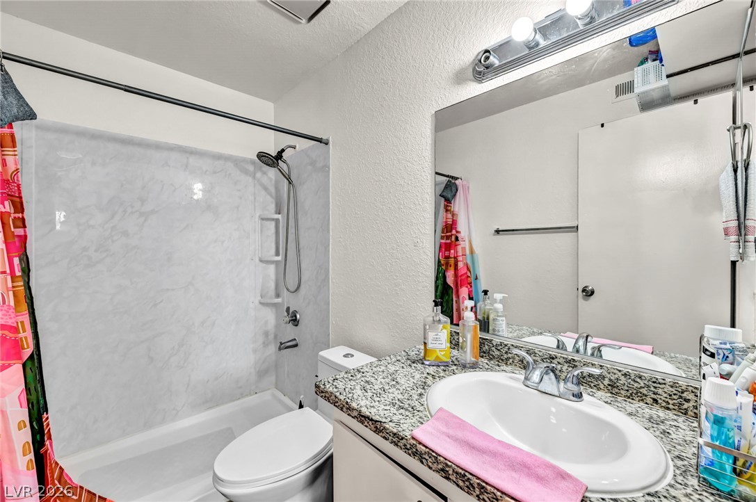 231 West Mission Newport Lane 208 Las Vegas NV 89107