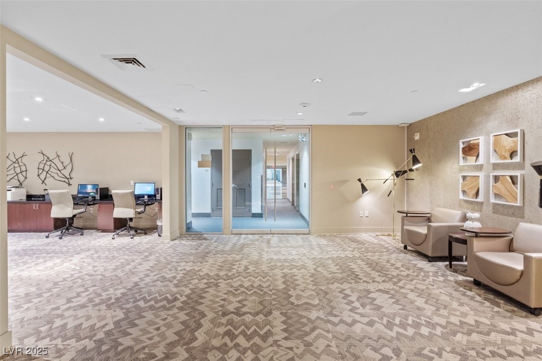 8255 Las Vegas Boulevard 1905 Las Vegas NV 89123