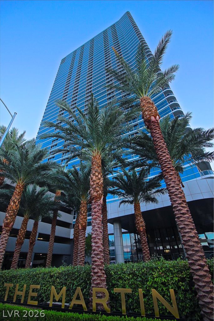 4471 Dean Martin Drive 4002 Las Vegas NV 89103