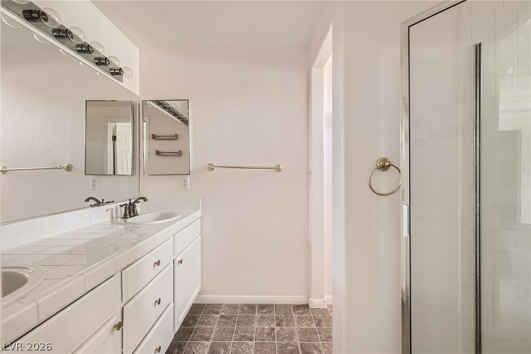 520 Arrowhead Trail 1424 Henderson NV 89015