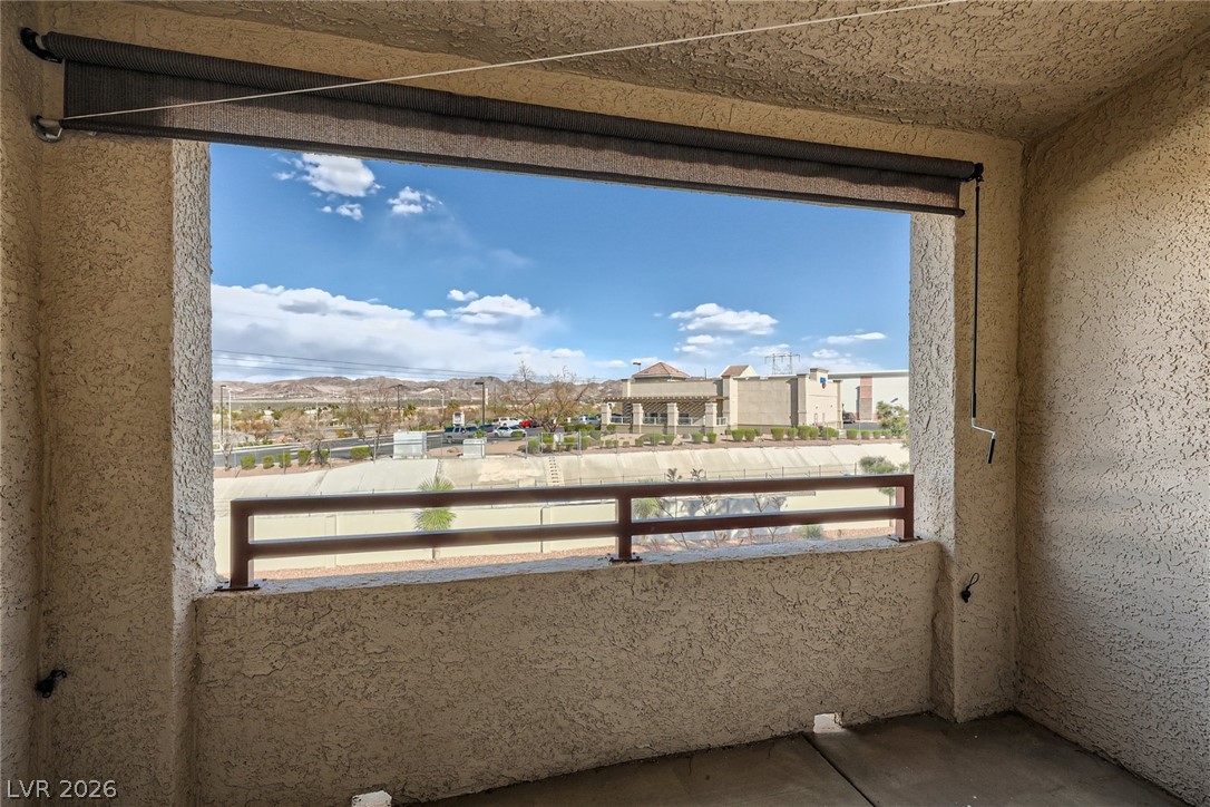 520 Arrowhead Trail 1424 Henderson NV 89015