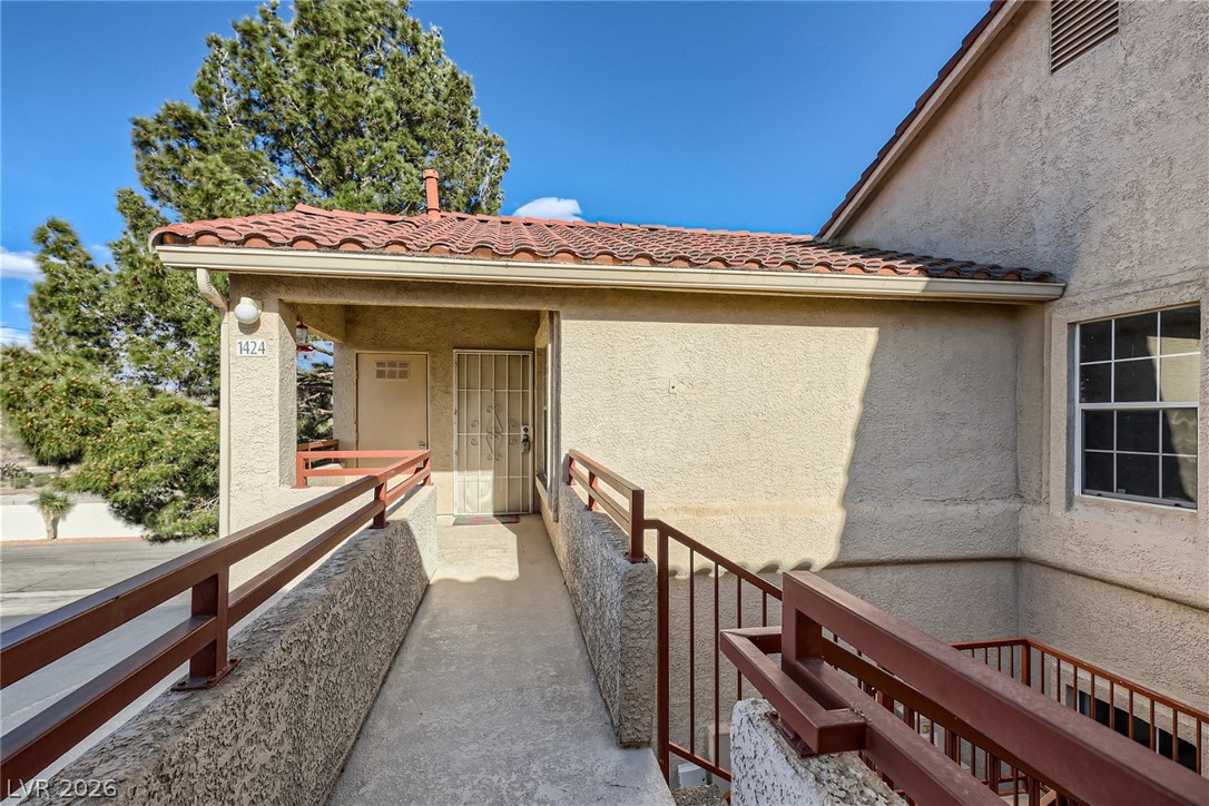 520 Arrowhead Trail 1424 Henderson NV 89015