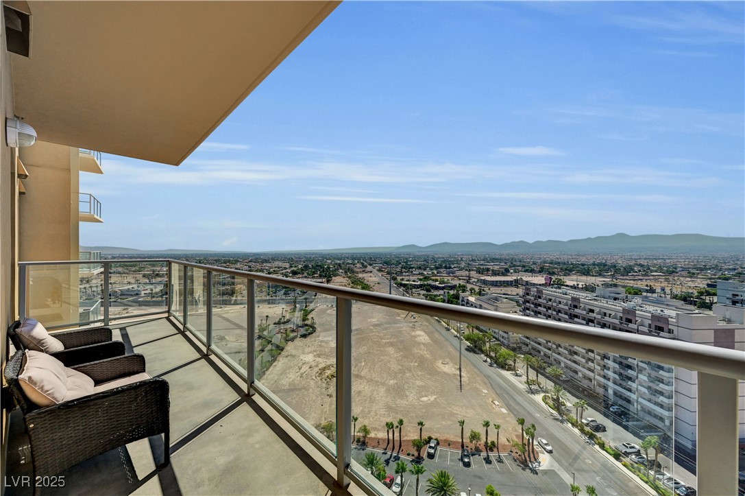 8255 Las Vegas Boulevard 1715 Las Vegas NV 89123