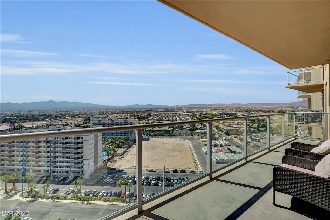 8255 Las Vegas Boulevard 1715 Las Vegas NV 89123