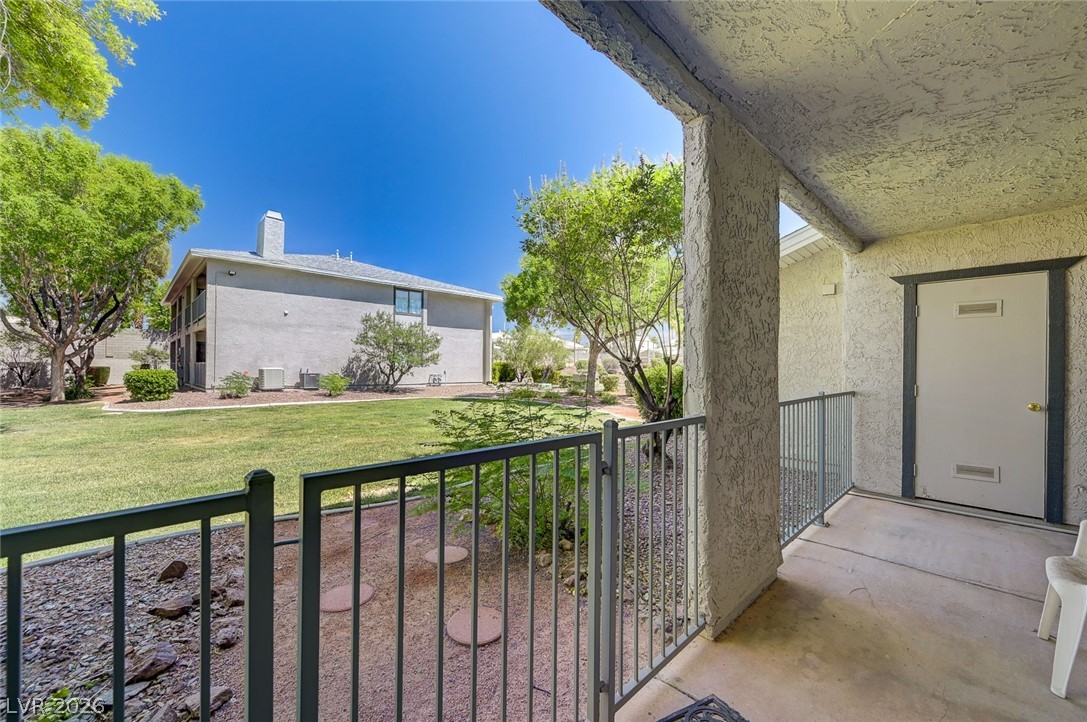 2757 Carnation Lane - Henderson NV 89074