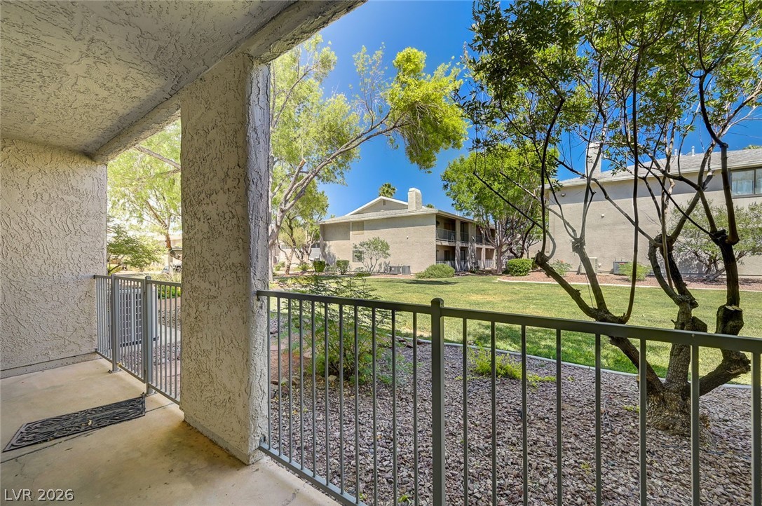 2757 Carnation Lane - Henderson NV 89074