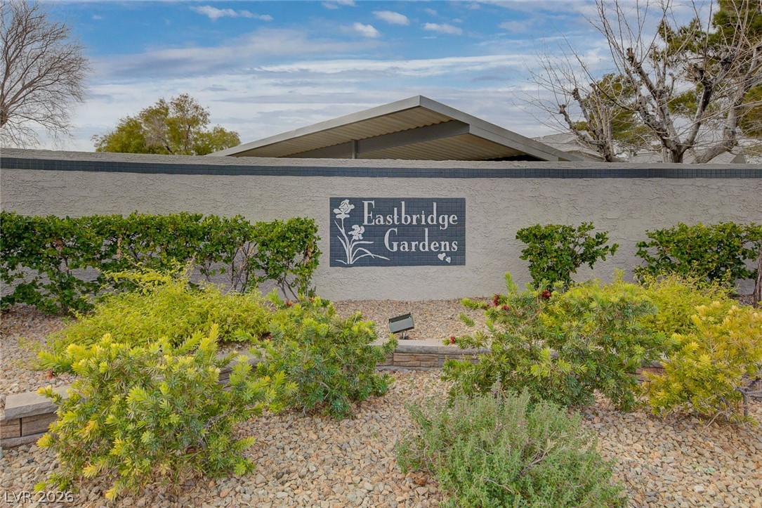 2757 Carnation Lane - Henderson NV 89074