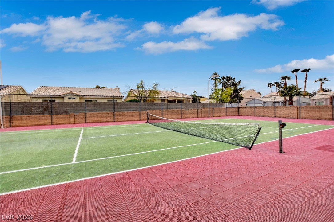 2757 Carnation Lane - Henderson NV 89074