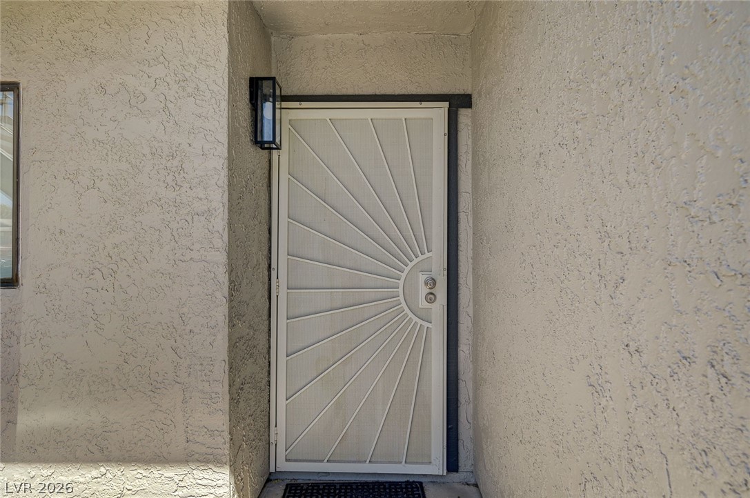 2757 Carnation Lane - Henderson NV 89074