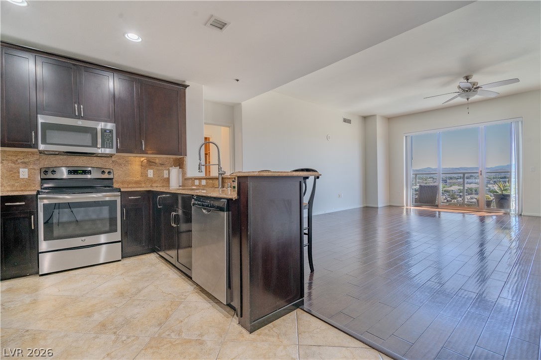 8255 Las Vegas Boulevard 906 Las Vegas NV 89123