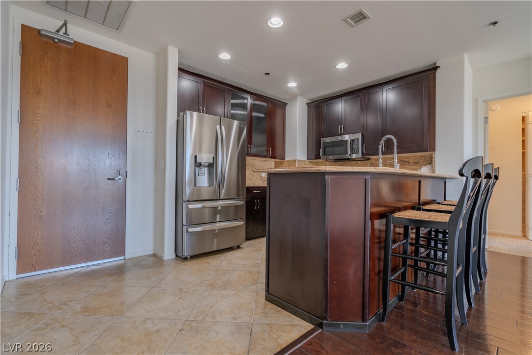 8255 Las Vegas Boulevard 906 Las Vegas NV 89123