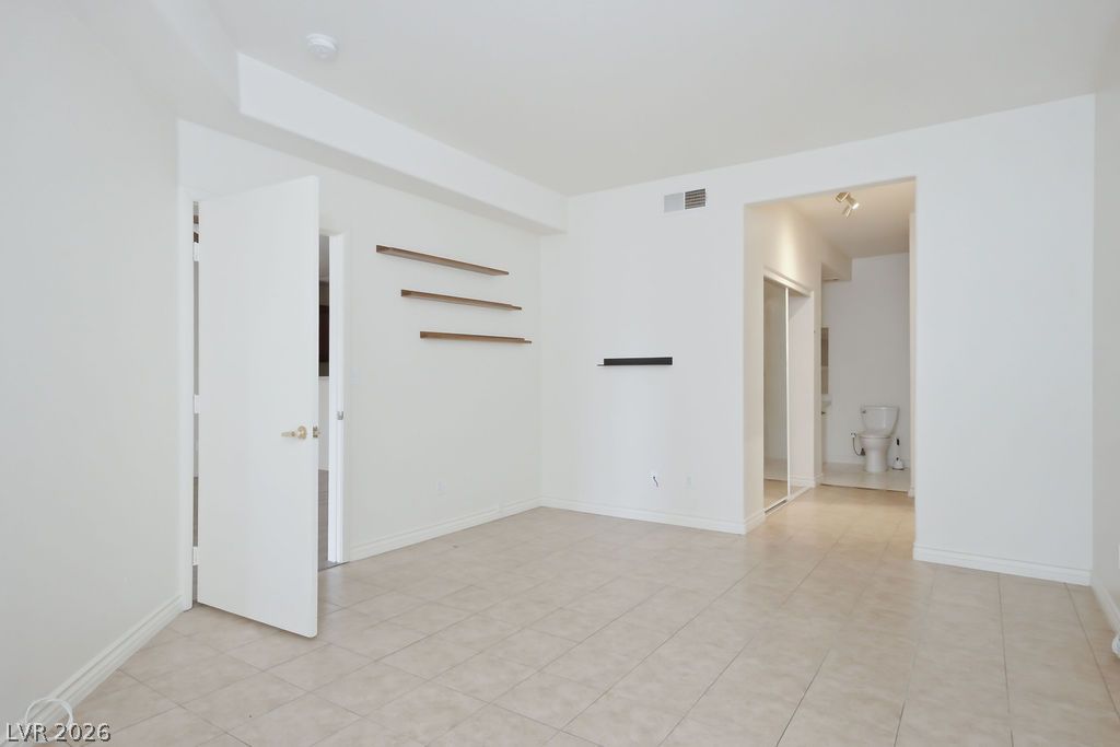5125 West Reno Avenue 1068 Las Vegas NV 89118