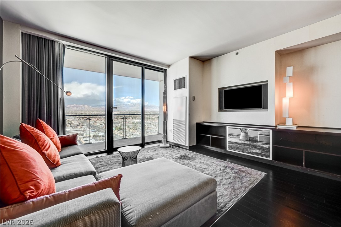 4381 West Flamingo Road 2807 Las Vegas NV 89103