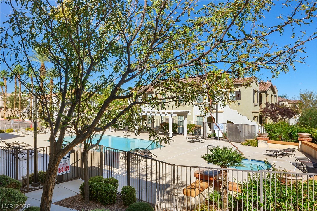 50 Aura De Blanco Street 10203 Henderson NV 89074