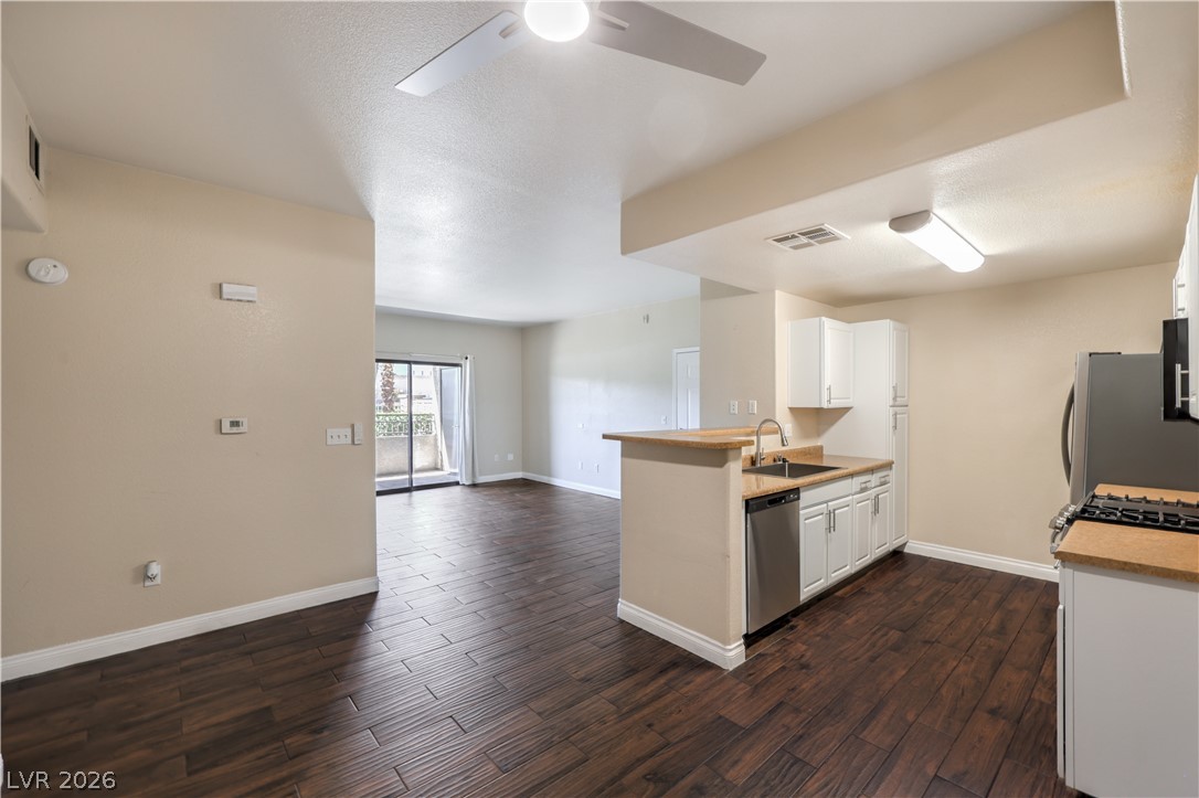 8250 North Grand Canyon Drive 1006 Las Vegas NV 89166