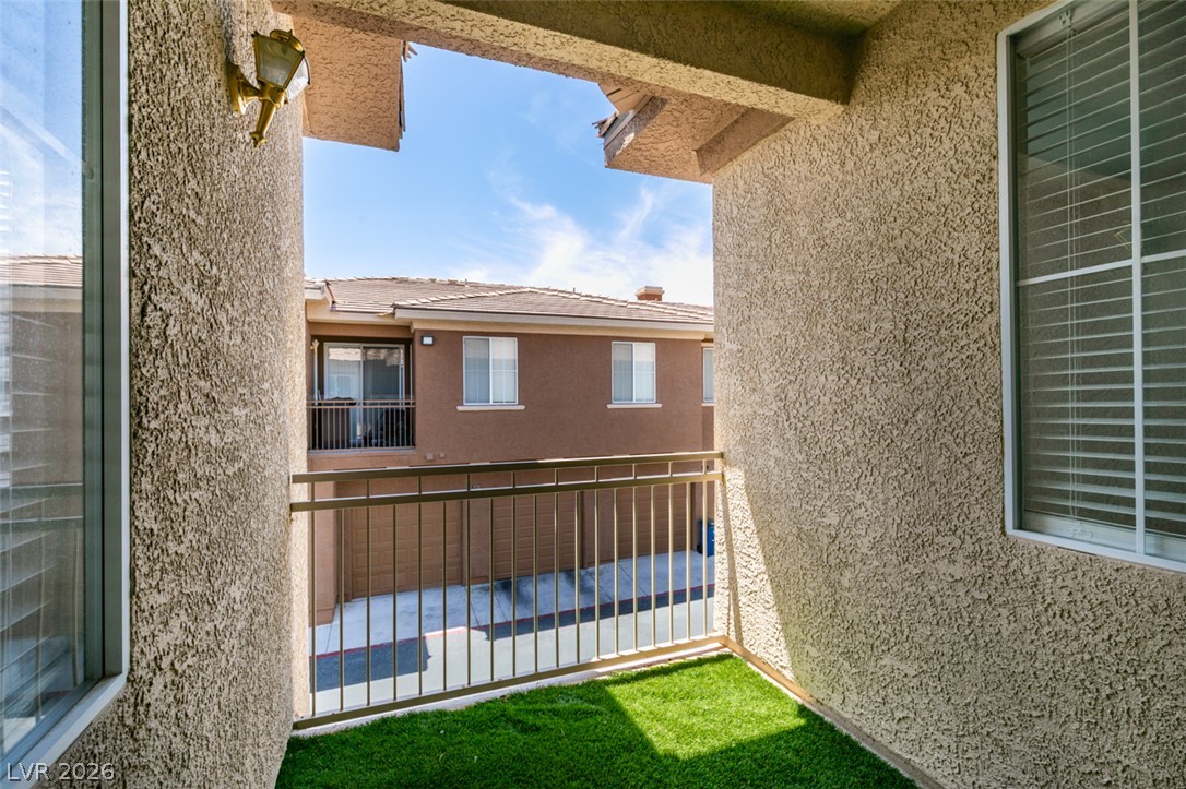 10200 Deerfield Beach Avenue 203 Las Vegas NV 89129