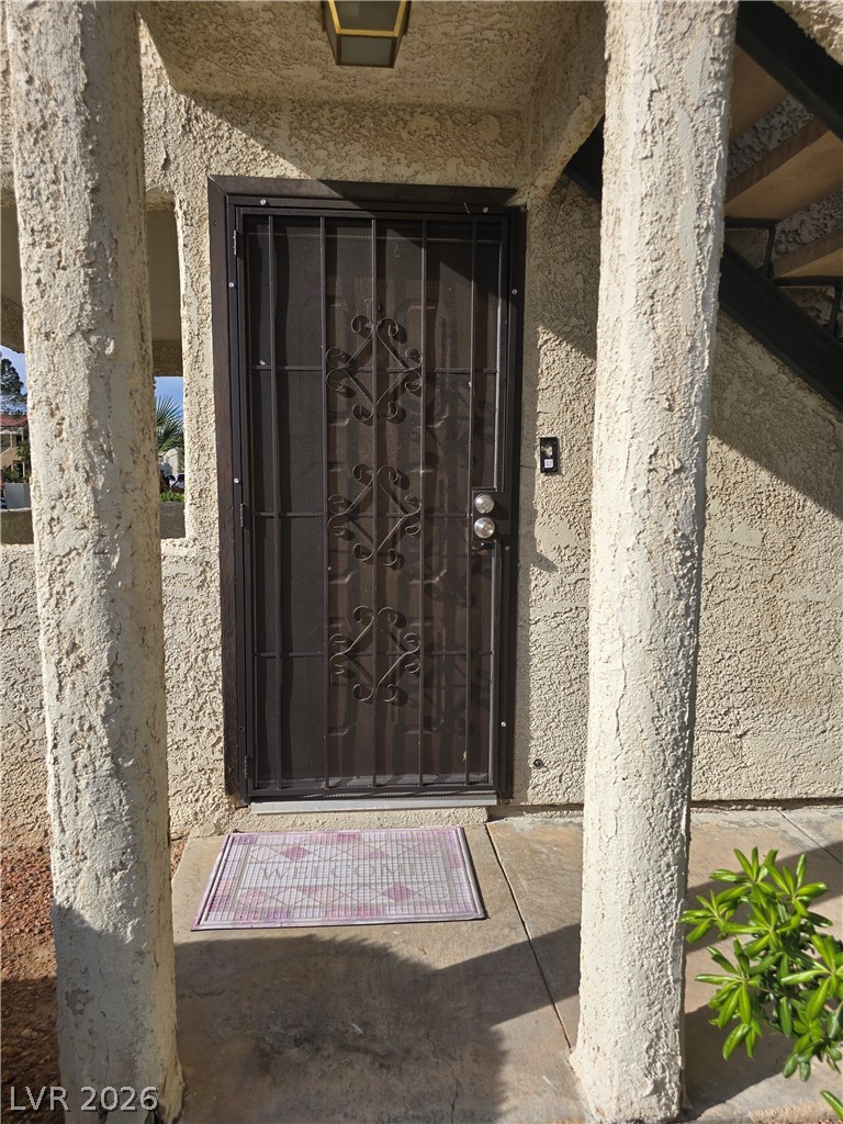 5060 Newport Cove Drive B Las Vegas NV 89119