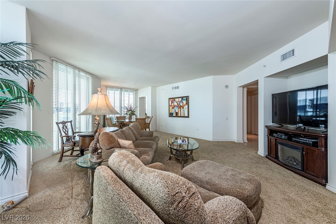 2877 Paradise Road 906 Las Vegas NV 89109