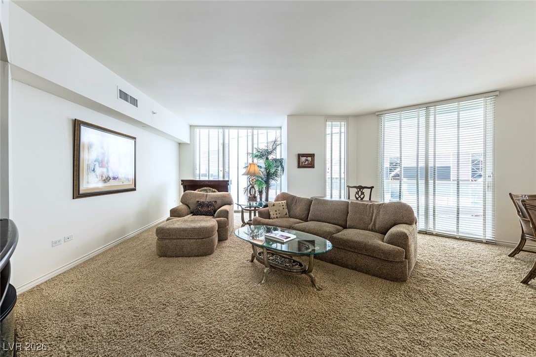 2877 Paradise Road 906 Las Vegas NV 89109