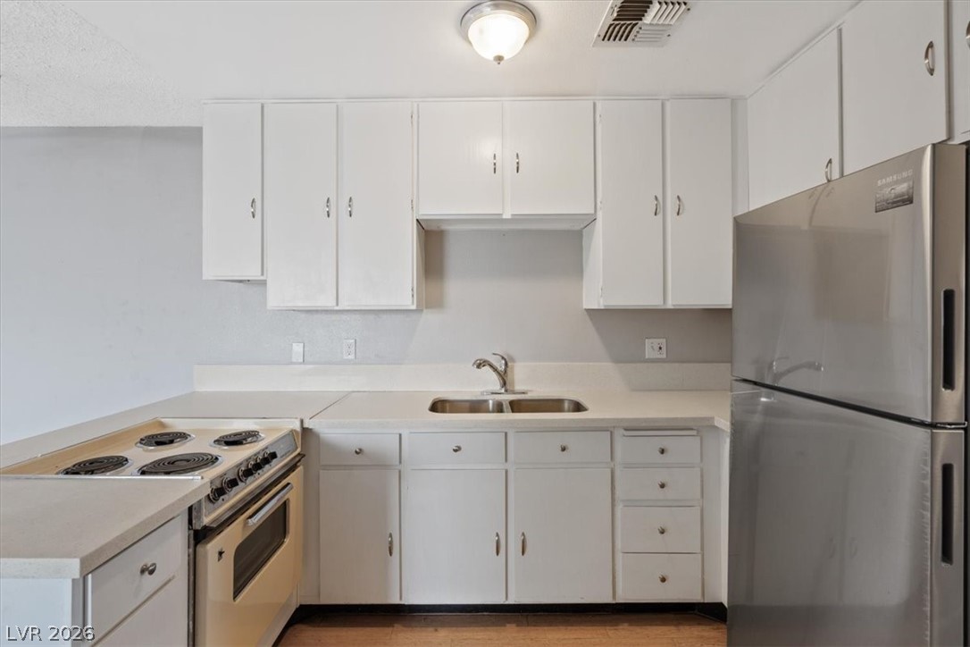 1417 Elizabeth Avenue 4 Las Vegas NV 89119