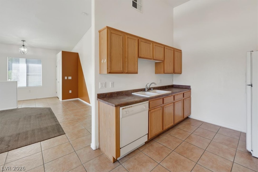 3575 Cactus Shadow Street 204 Las Vegas NV 89129
