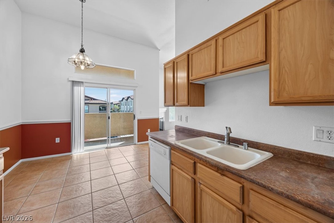 3575 Cactus Shadow Street 204 Las Vegas NV 89129