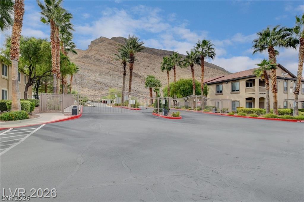 3575 Cactus Shadow Street 204 Las Vegas NV 89129