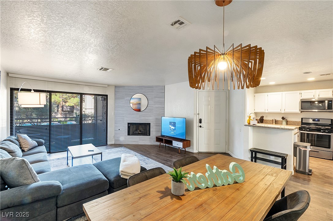 5042 South Rainbow Boulevard 103 Las Vegas NV 89118