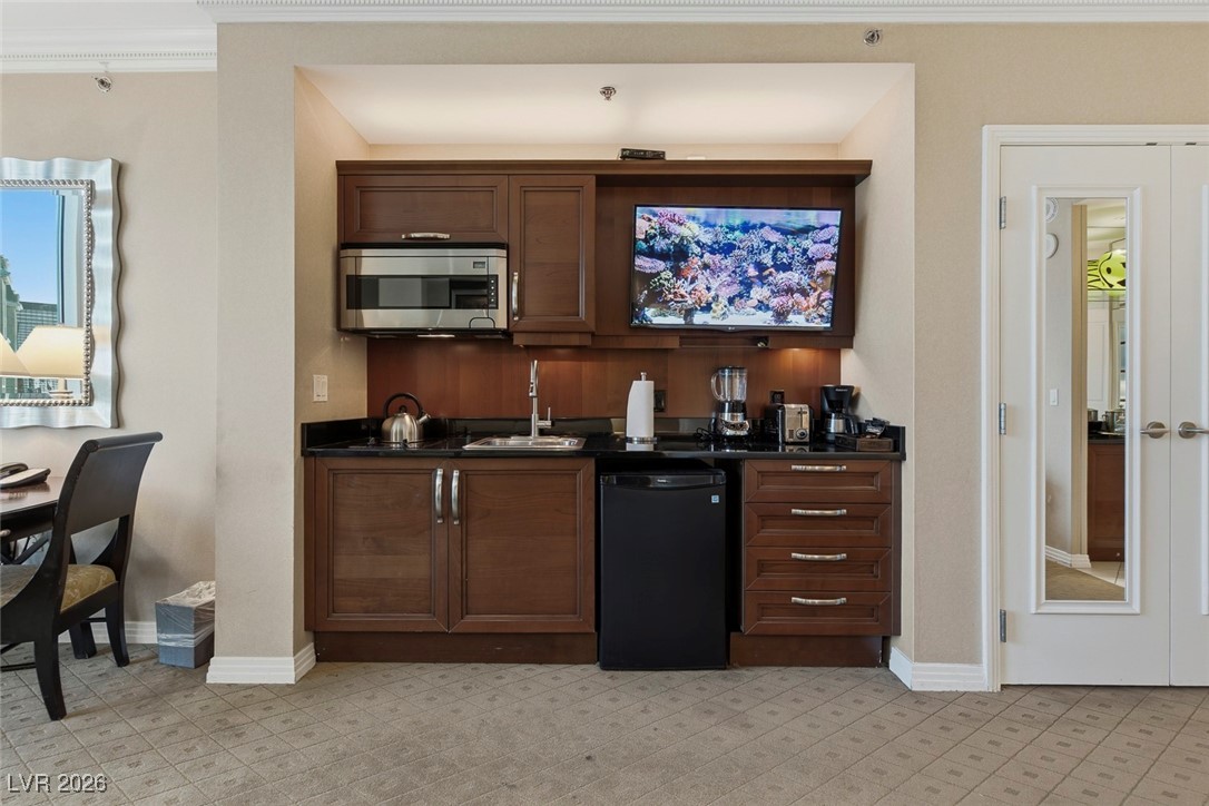 135 East Harmon Avenue 2419 Las Vegas NV 89109