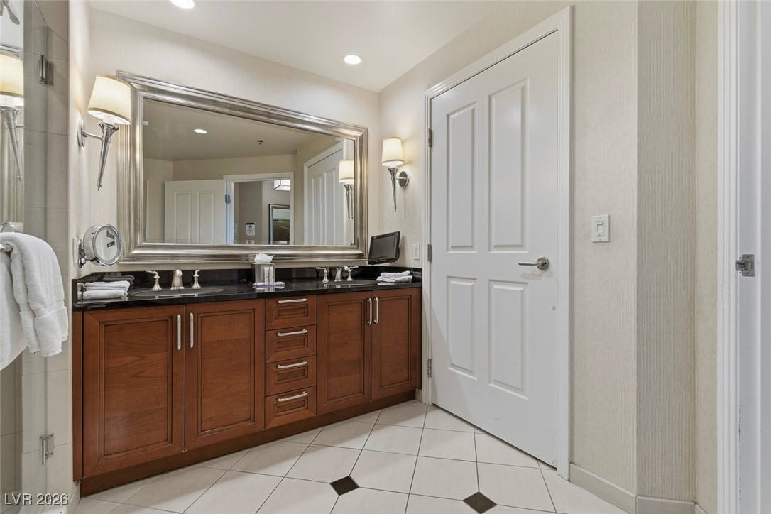 135 East Harmon Avenue 2419 Las Vegas NV 89109