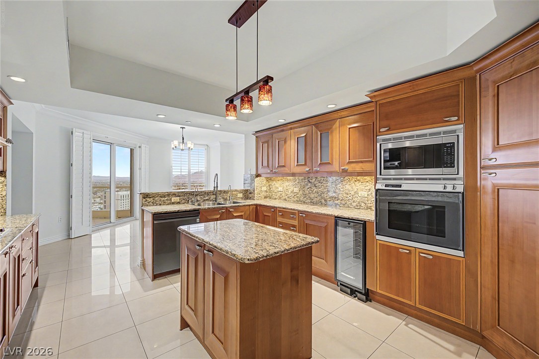 2777 Paradise Road 2102 Las Vegas NV 89109