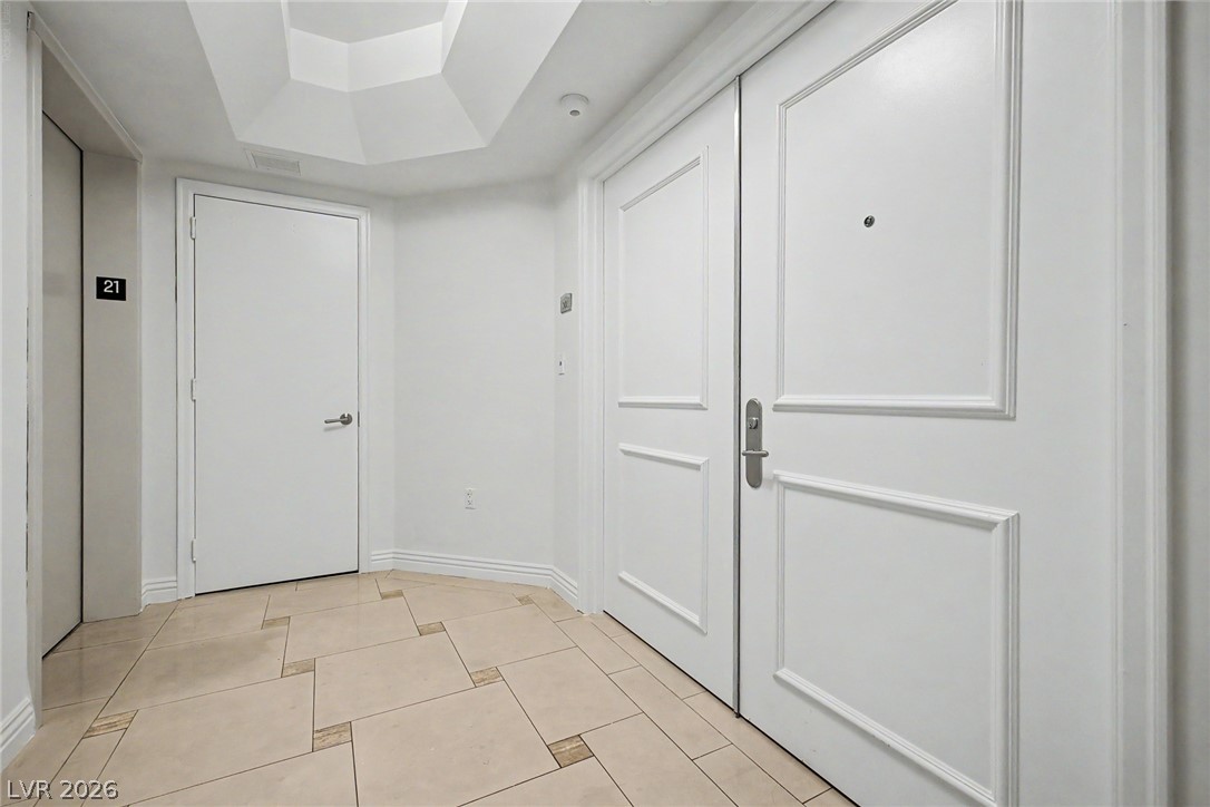 2777 Paradise Road 2102 Las Vegas NV 89109