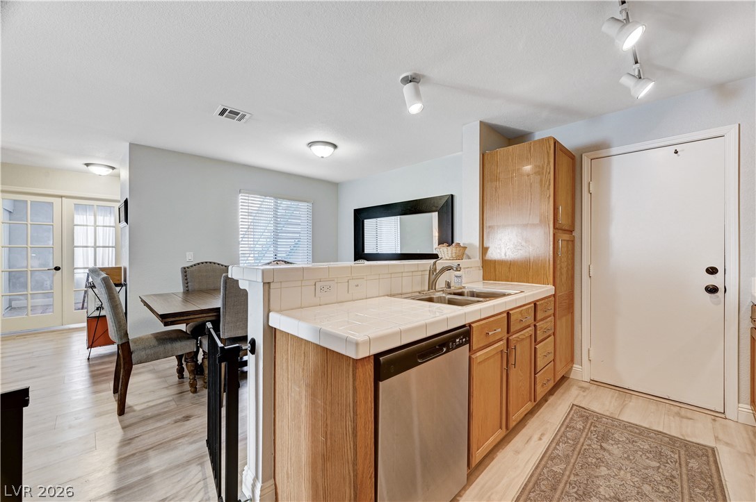 8452 Boseck Drive 166 Las Vegas NV 89145