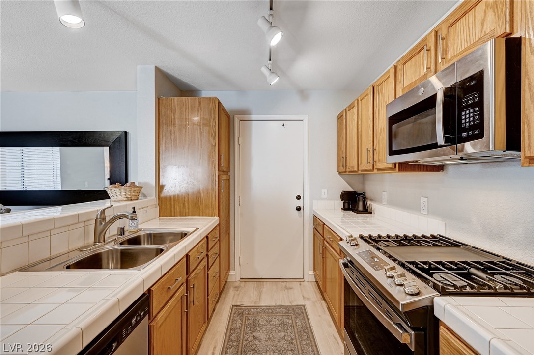 8452 Boseck Drive 166 Las Vegas NV 89145
