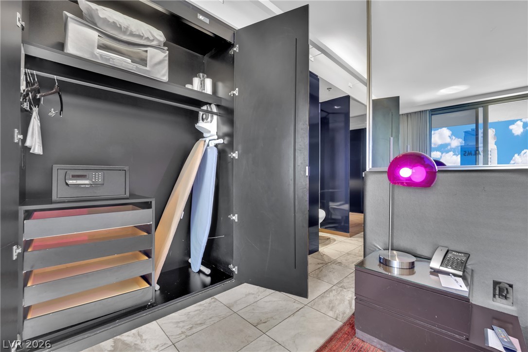 4381 West Flamingo Road 2022 Las Vegas NV 89103