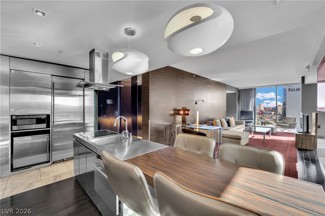 4381 West Flamingo Road 2022 Las Vegas NV 89103